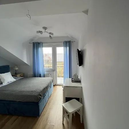 Sztorm 홈스테이 *